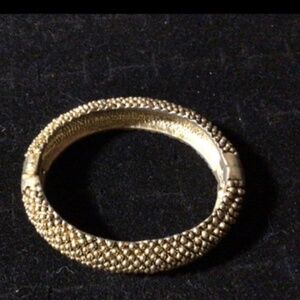 💎★❦꒒ik୧⌵♡⌵N୧w❦★ AUCTION PRICE👩🏻‍⚖️ Vintage Gold Tone Bracelet